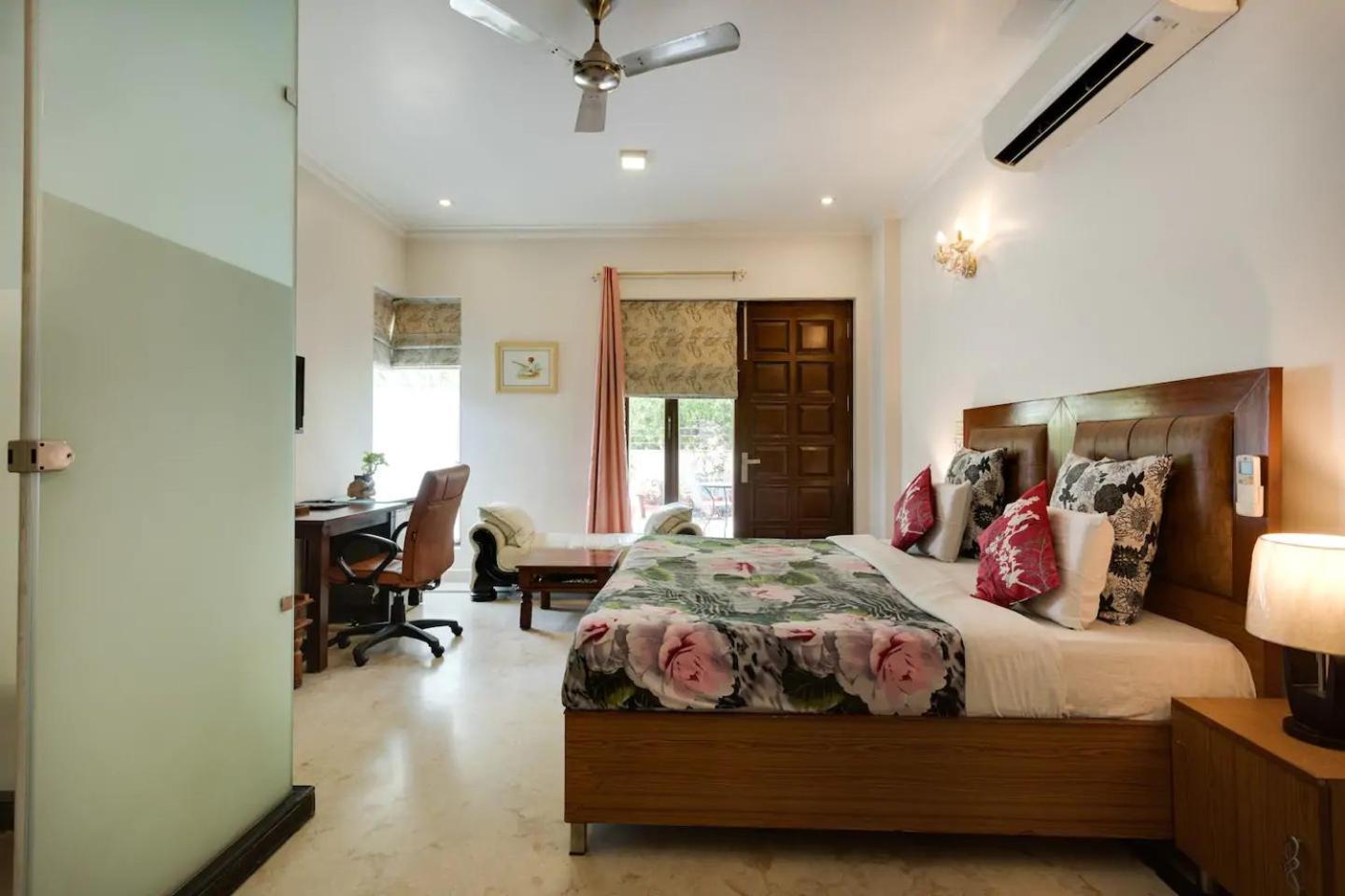 Perch Arbor Suites Γκουργκάον Εξωτερικό φωτογραφία