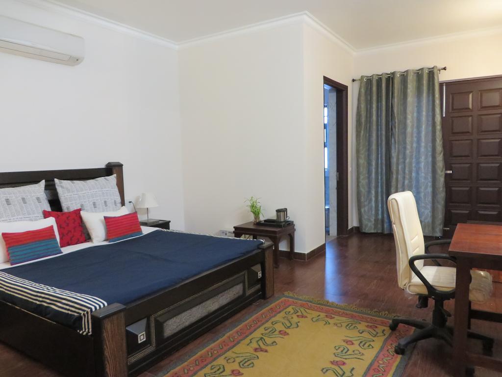 Perch Arbor Suites Γκουργκάον Δωμάτιο φωτογραφία