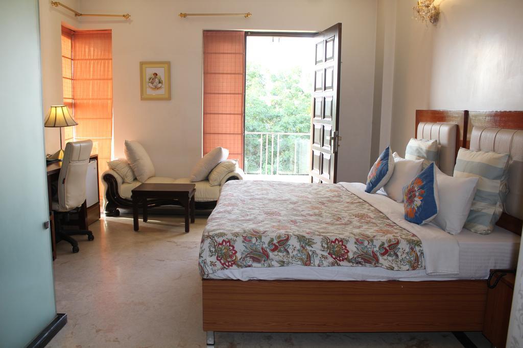 Perch Arbor Suites Γκουργκάον Εξωτερικό φωτογραφία