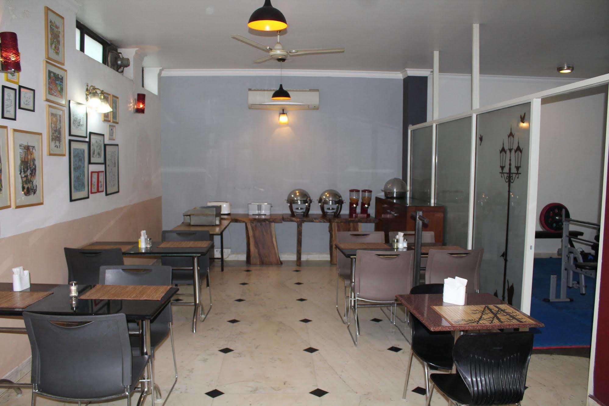 Perch Arbor Suites Γκουργκάον Εξωτερικό φωτογραφία